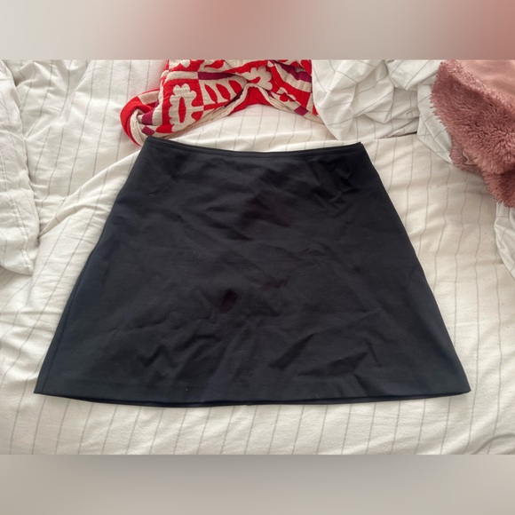 Everlane Dresses & Skirts - Black Everlane organic cotton A-line mini skirt